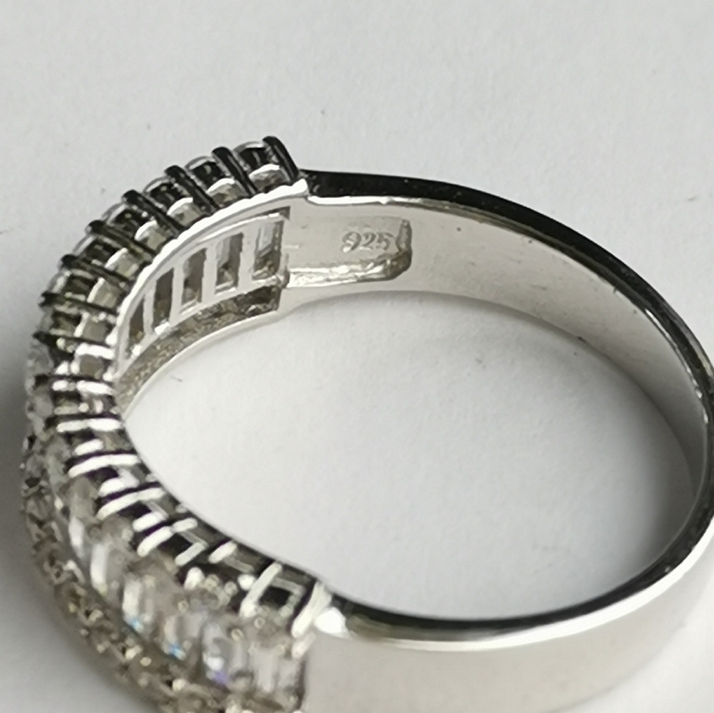 White Sapphire half eternity band ring in Sterling Silver size 8 - Picture 4 of 8